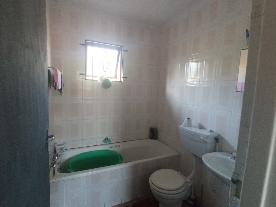 2 Bedroom Property for Sale in Haven Hills Eastern Cape